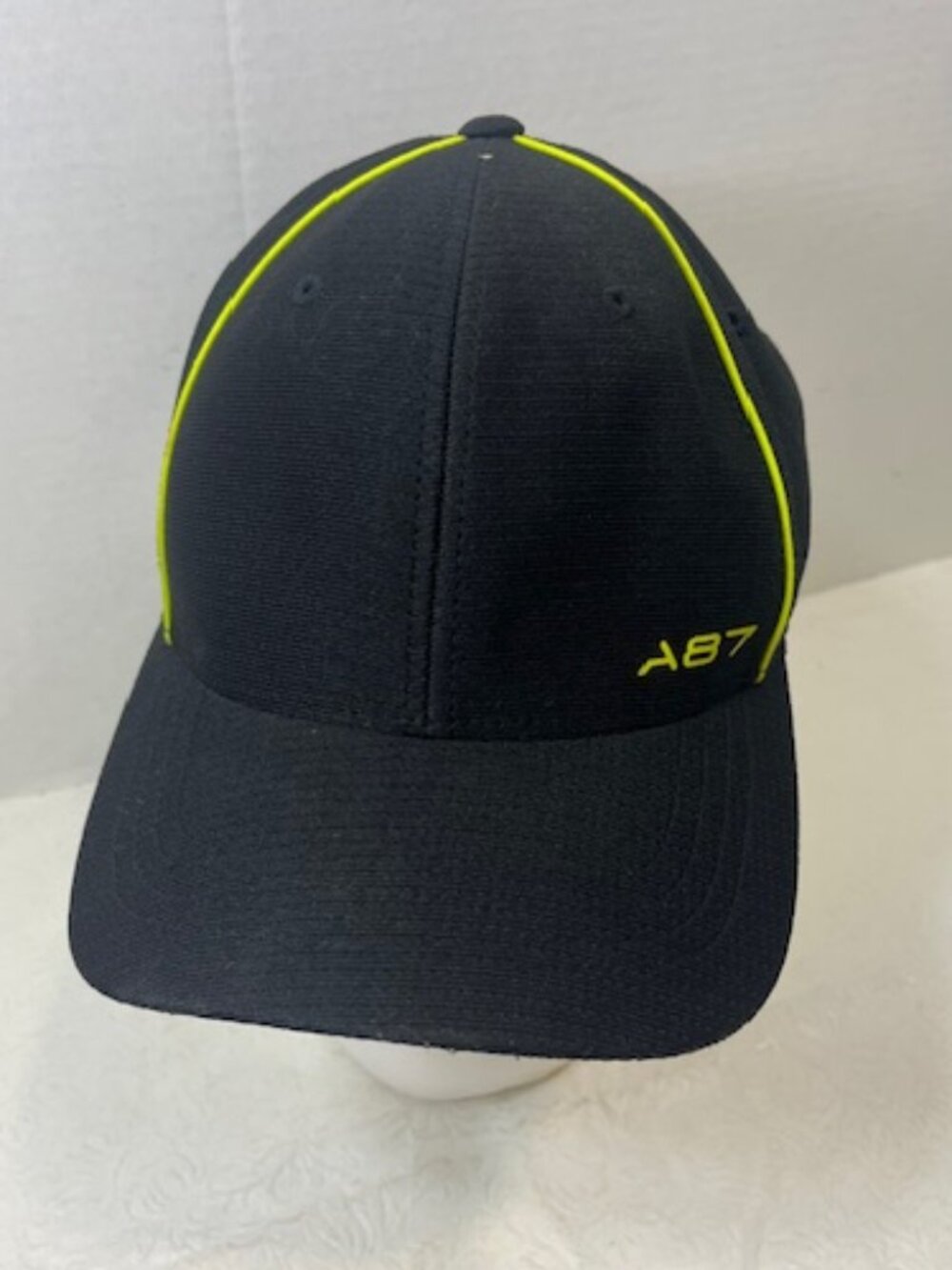 Aeropostale A87 Performance Flexfit Fitted Hat Black w/Neon Yellow Piping L/XL